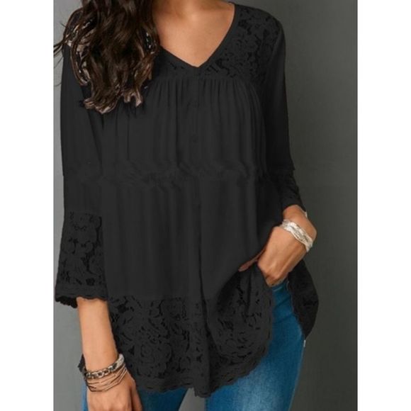 - Tops - Soft & Feminine Black Lacey V-Neck Top Size Medium